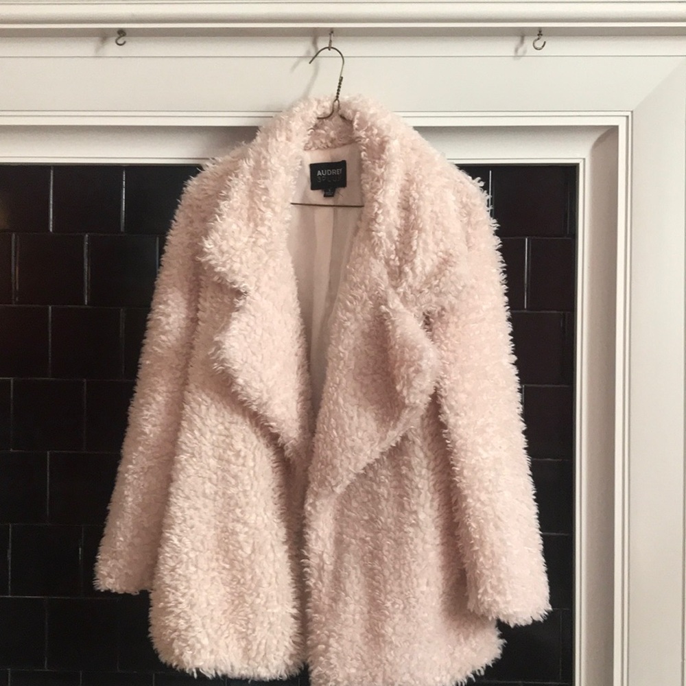 Fluffy pink jacket w/ satin lining